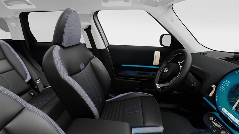 2025 MINI Countryman - Image 9