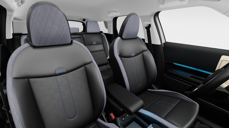 2025 MINI Countryman - Image 11