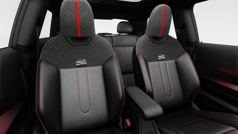 2026 MINI 3 Door - Image 3