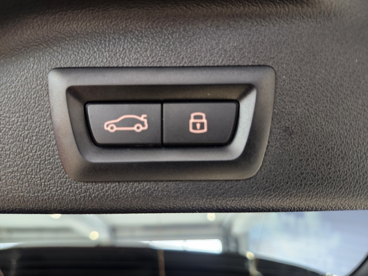 2025 BMW X5 - Image 7