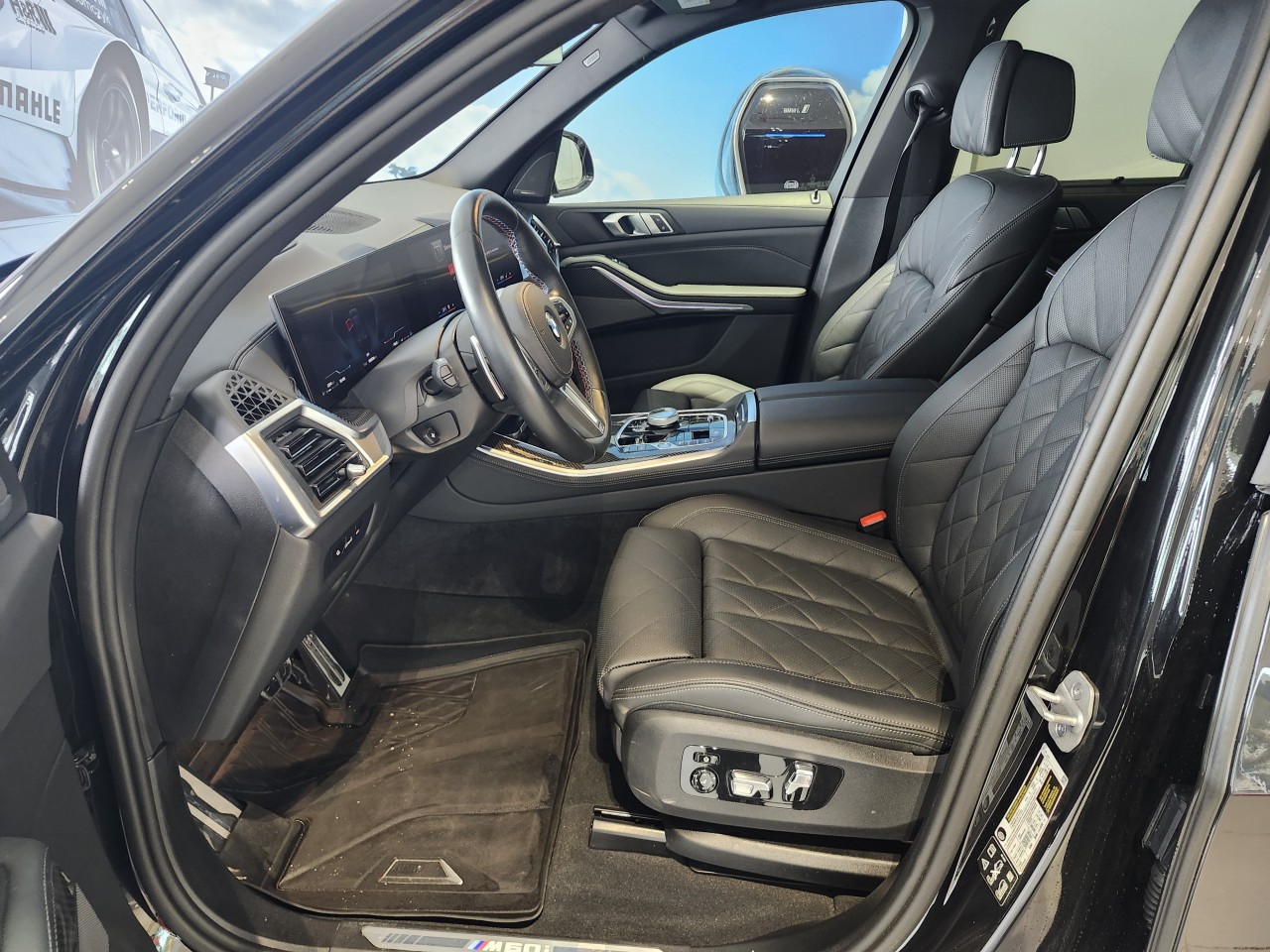 2025 BMW X5 - Image 12