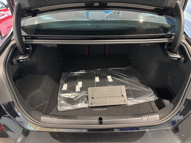 2026 BMW i5 - Image 20