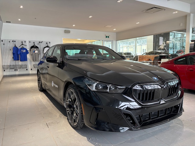 2026 BMW i5 - Image 23