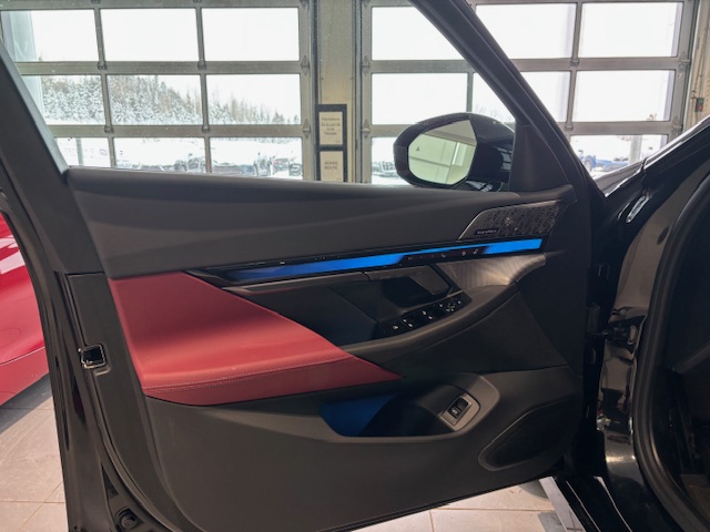 2026 BMW i5 - Image 27