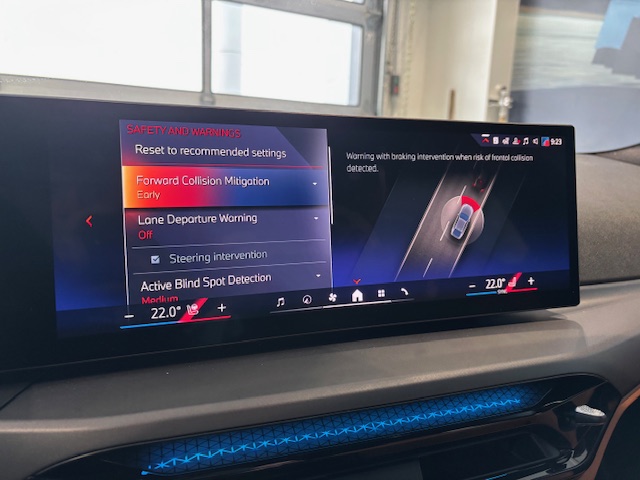 2026 BMW i5 - Image 55