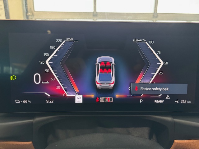 2025 BMW i4 - Image 32