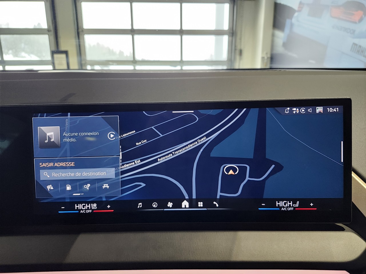 2025 BMW X3 - Image 18