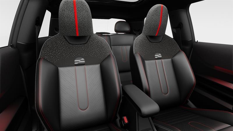 2026 MINI 3 Door - Image 11