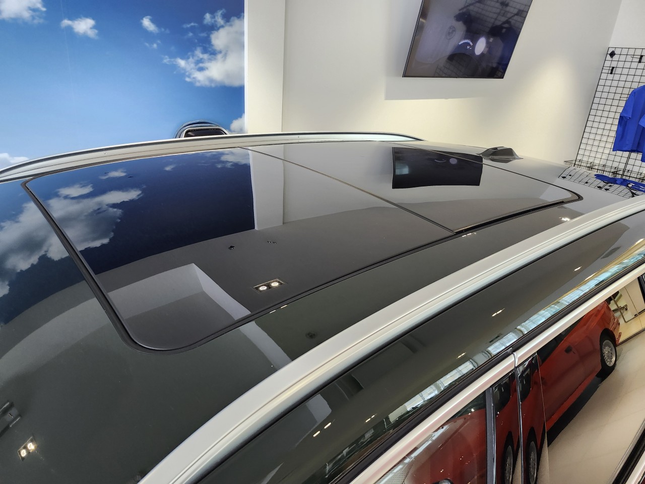 2023 BMW X1 - Image 10