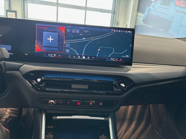 2025 BMW i4 - Image 31