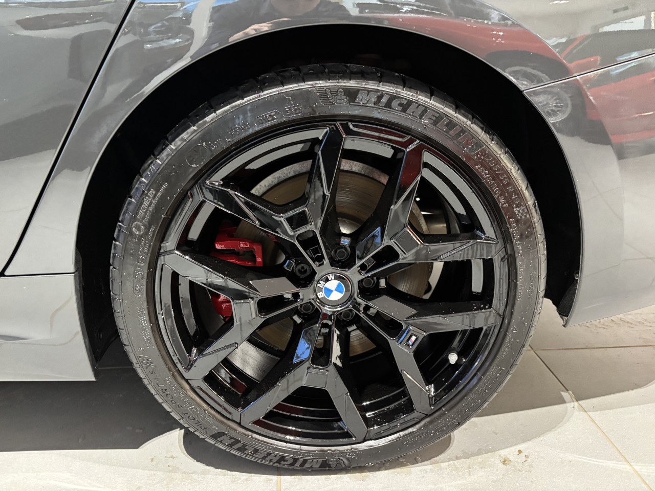 2024 BMW 3 series - Image 3