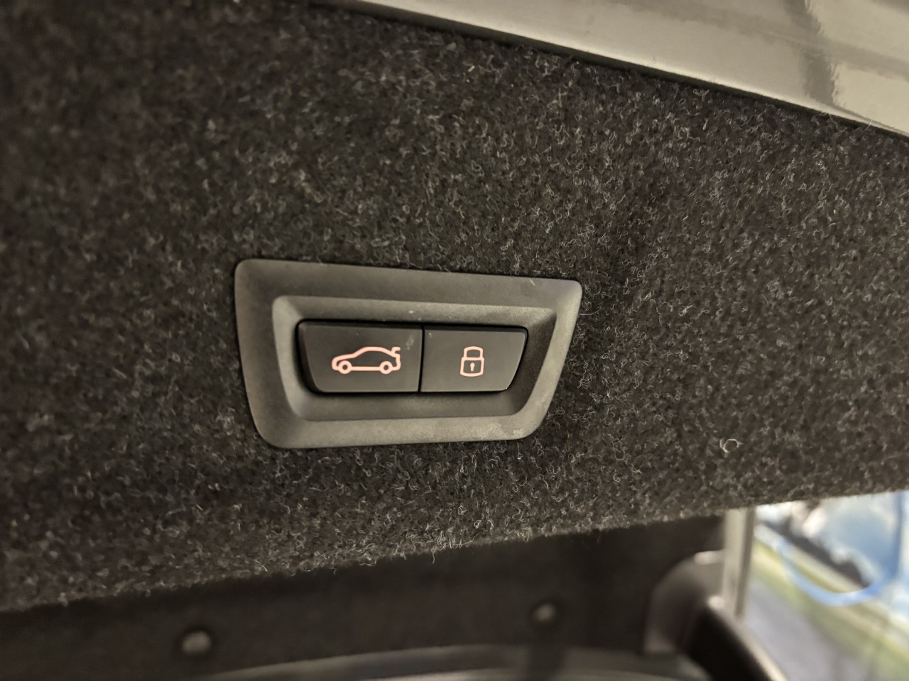 2024 BMW 3 series - Image 7