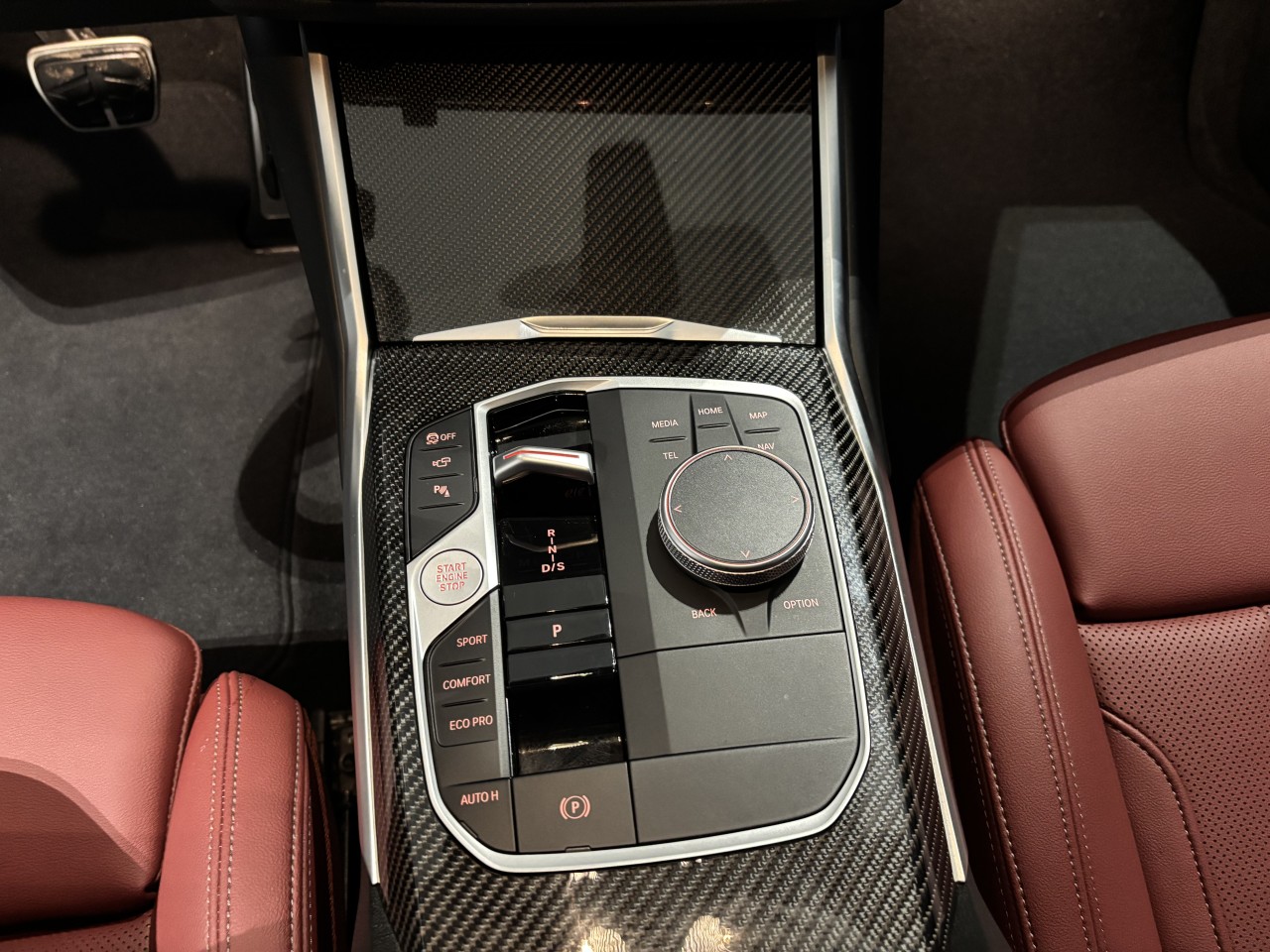 2024 BMW 3 series - Image 17