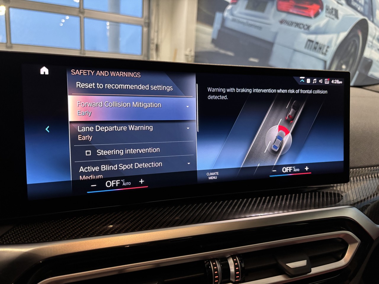 2024 BMW 3 series - Image 21