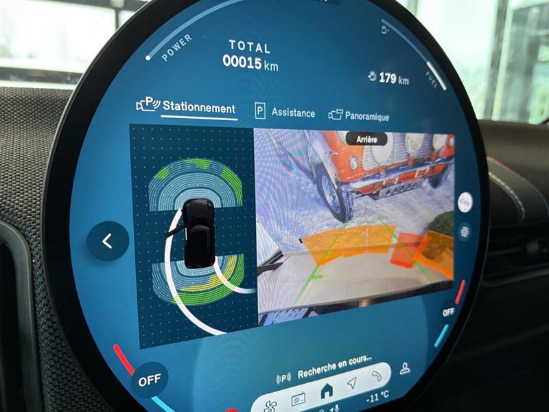 2026 MINI 3 Door - Image 3