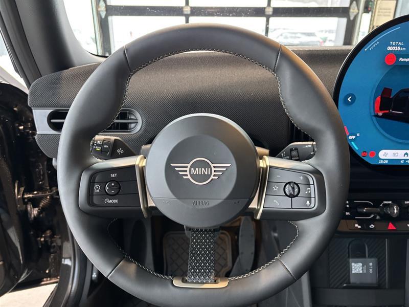 2026 MINI 3 Door - Image 5