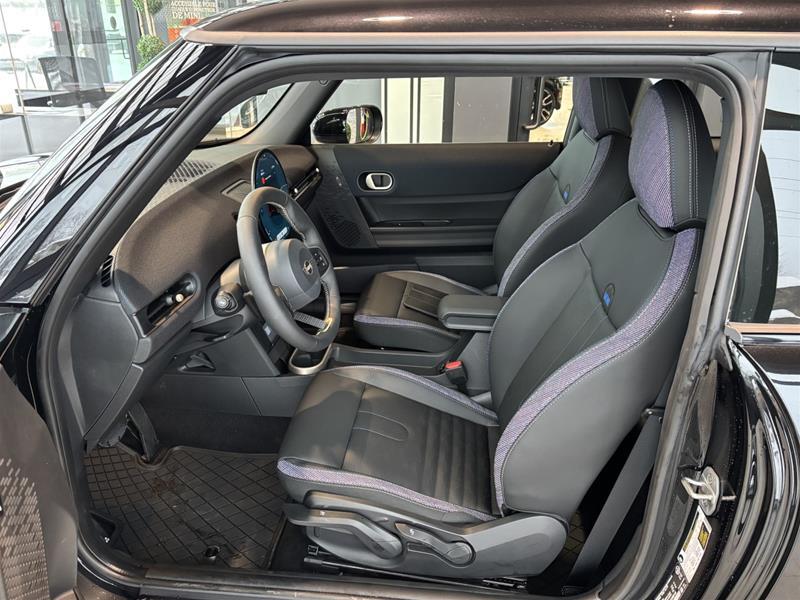 2026 MINI 3 Door - Image 8