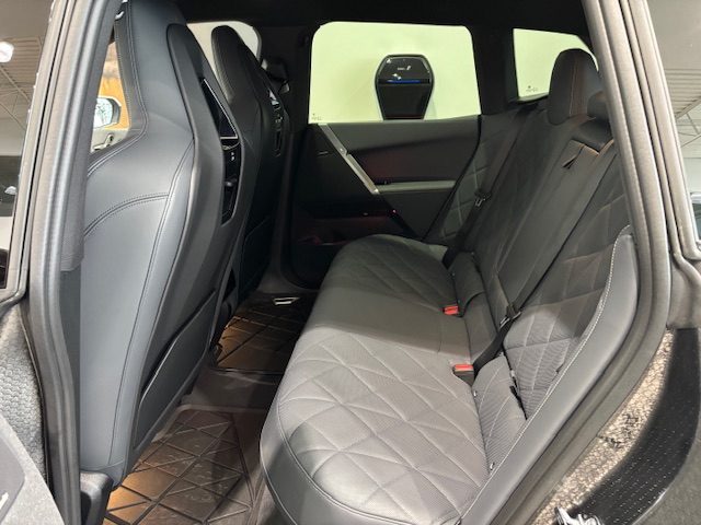2026 BMW iX - Image 12