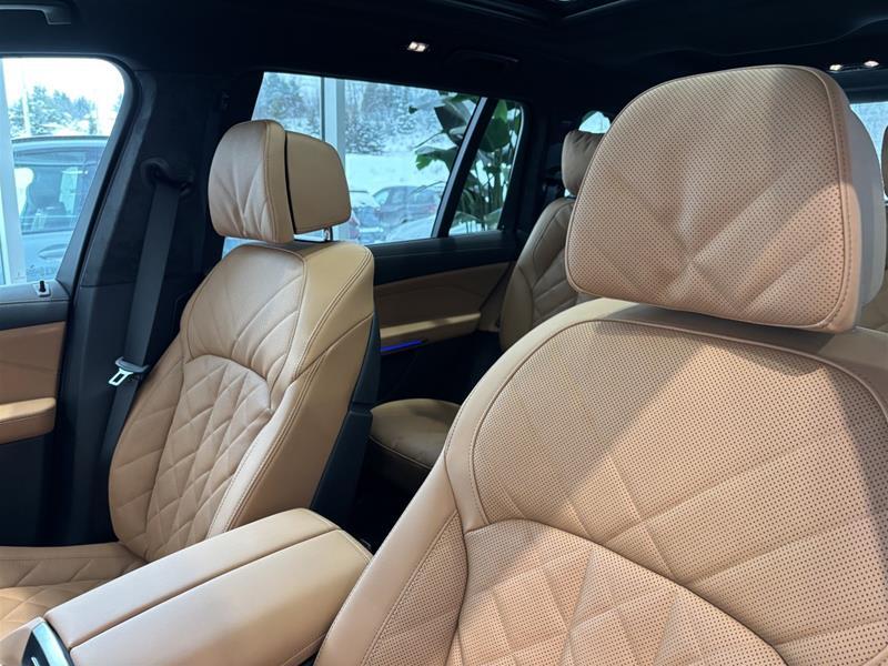 2026 BMW X7 - Image 10