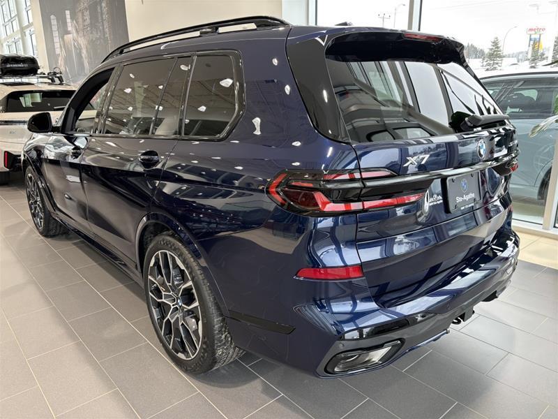 2026 BMW X7 - Image 22