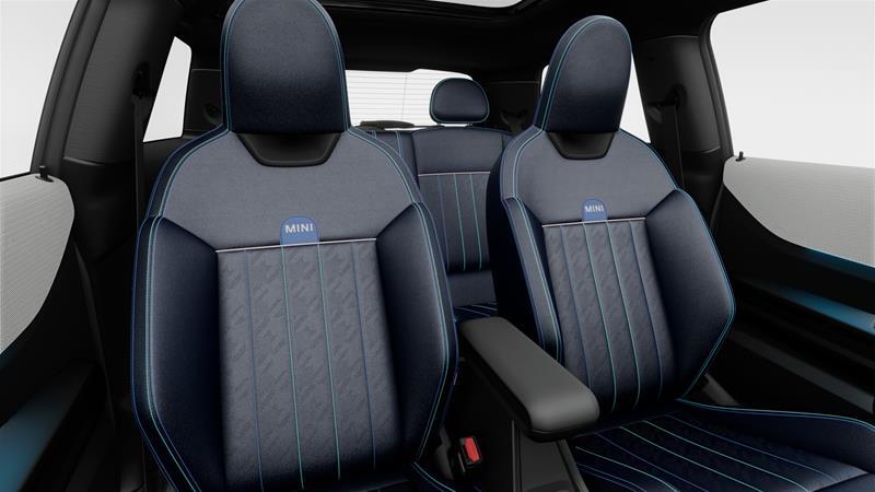 2026 MINI 3 Door - Image 11