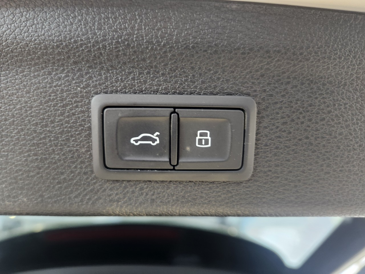 2021 Audi Q3 - Image 7