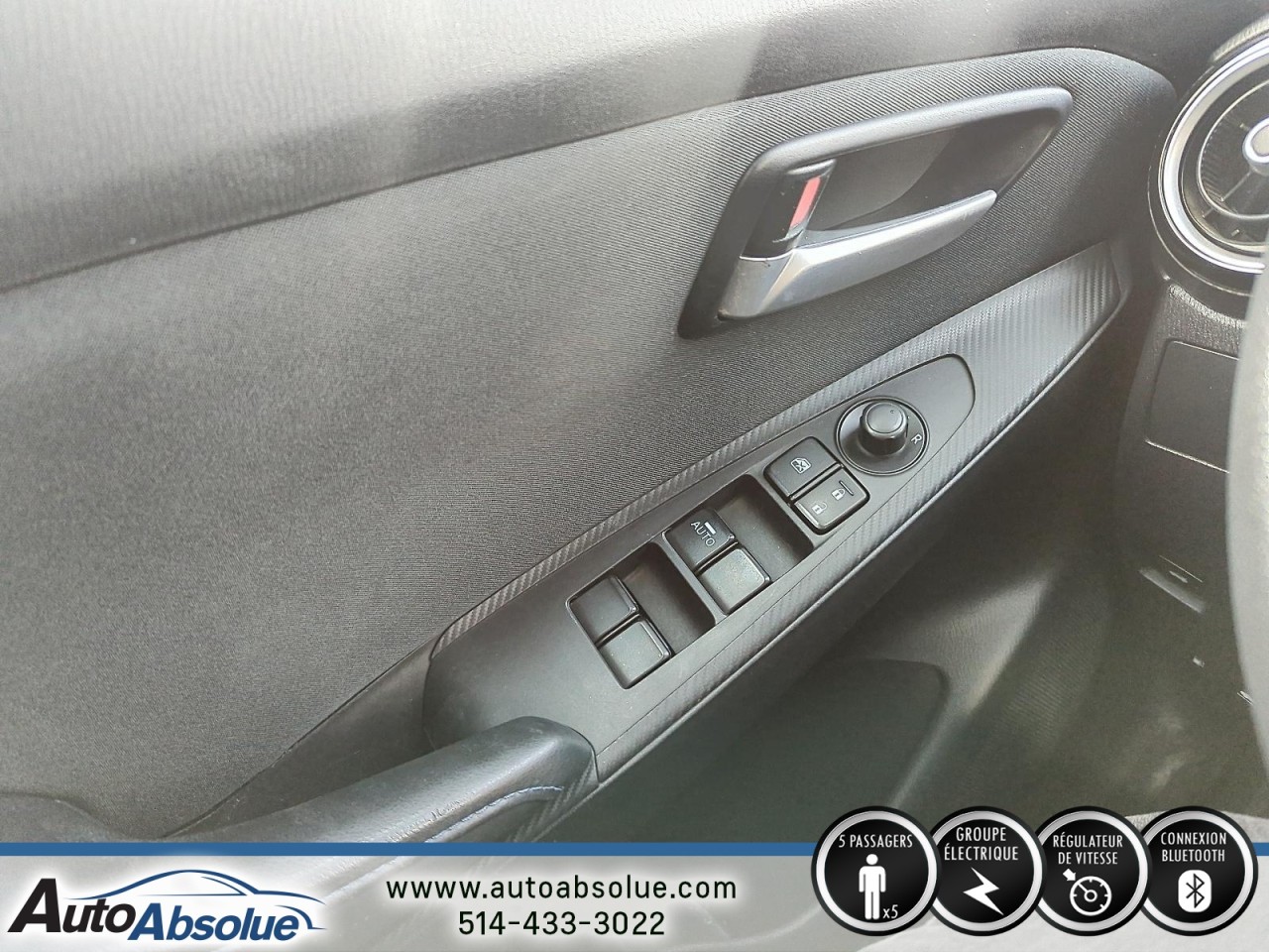 2016 Toyota Yaris - Image 11