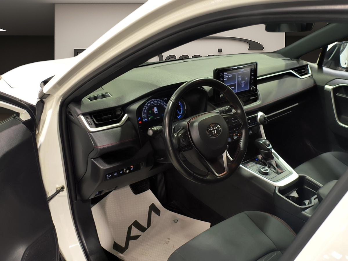 2021 Toyota RAV4 Prime - Image 5