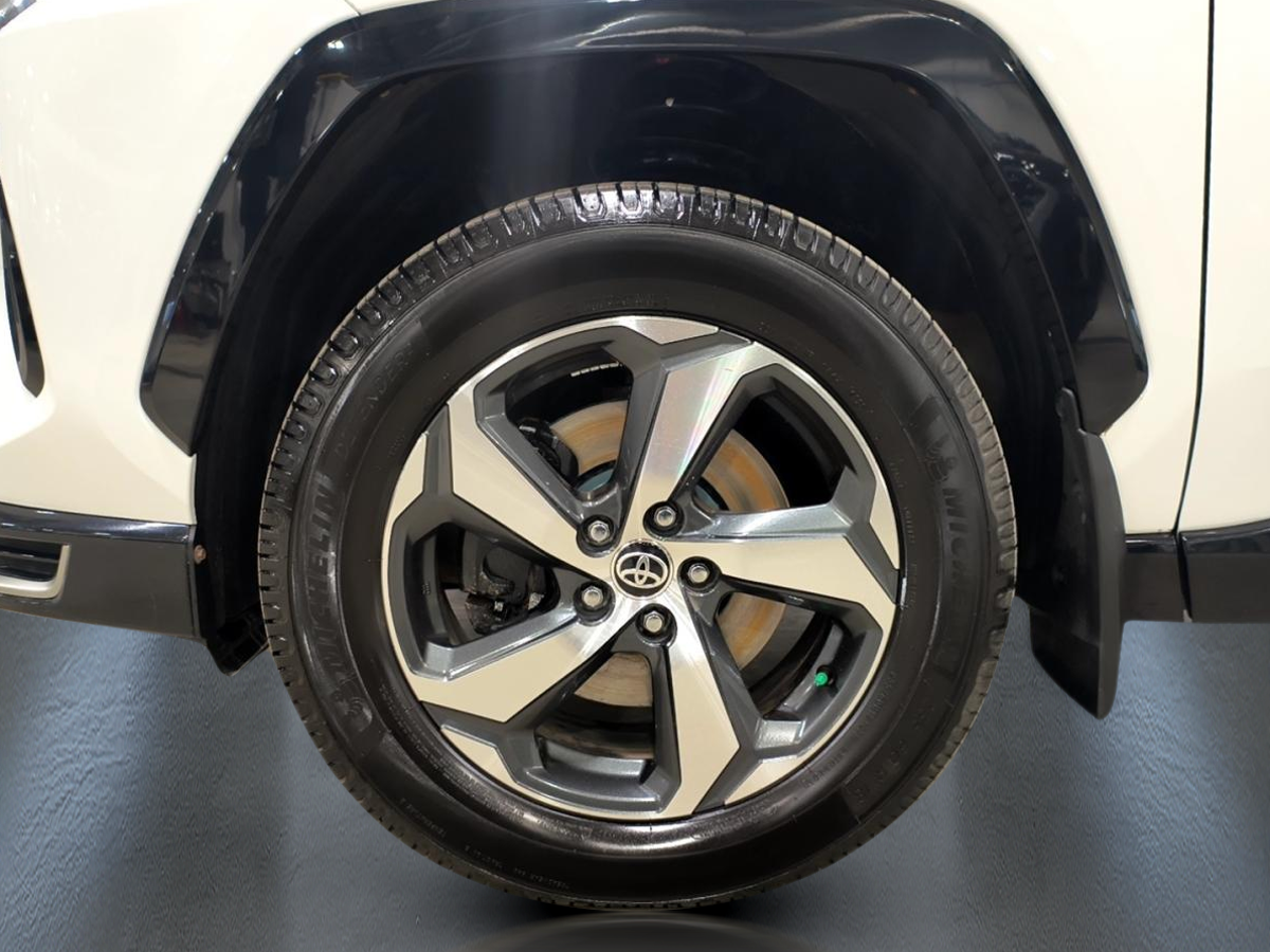 2021 Toyota RAV4 Prime - Image 10