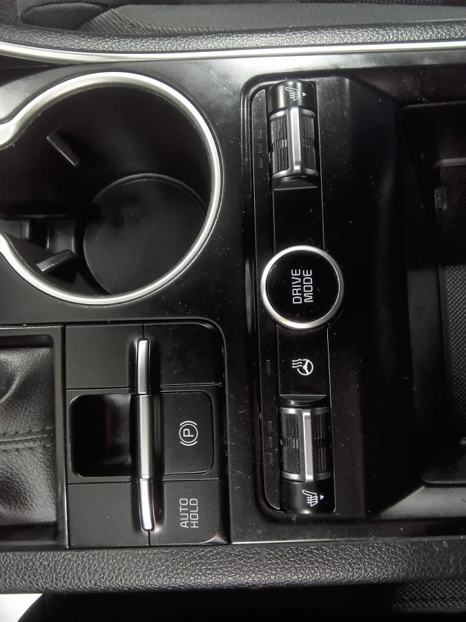 2021 Kia K5 - Image 30