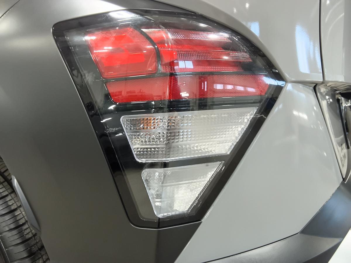 2025 Hyundai Kona - Image 11