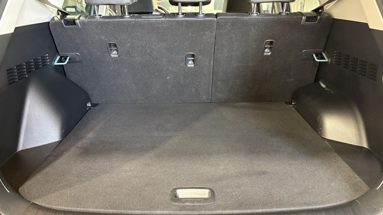 2025 Kia Seltos - Image 9