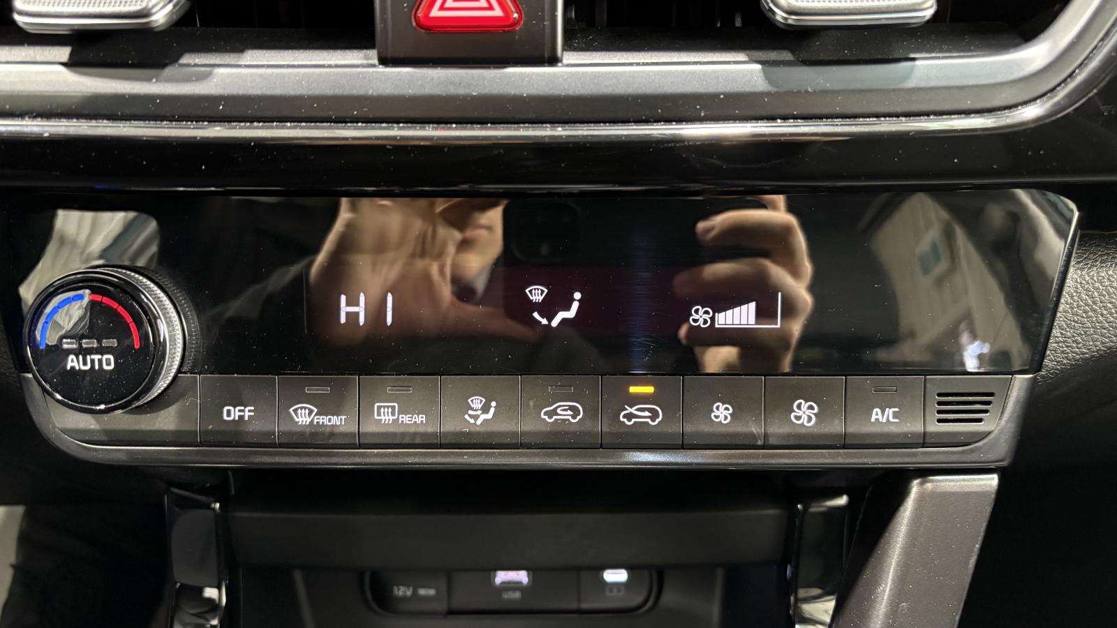 2025 Kia Seltos - Image 31