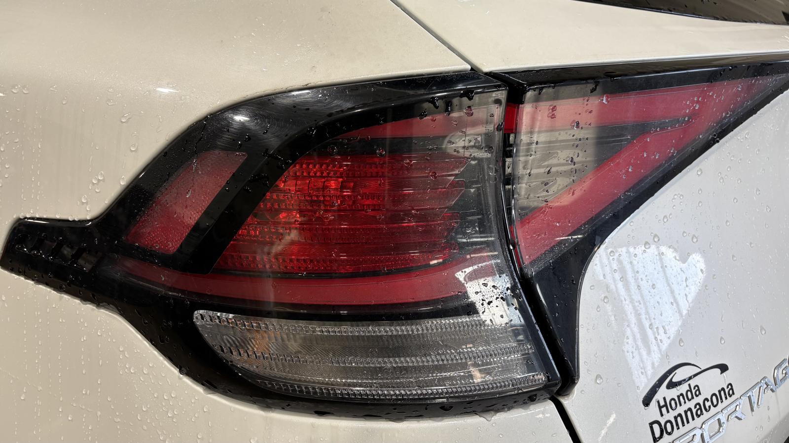 2024 Kia Sportage - Image 12