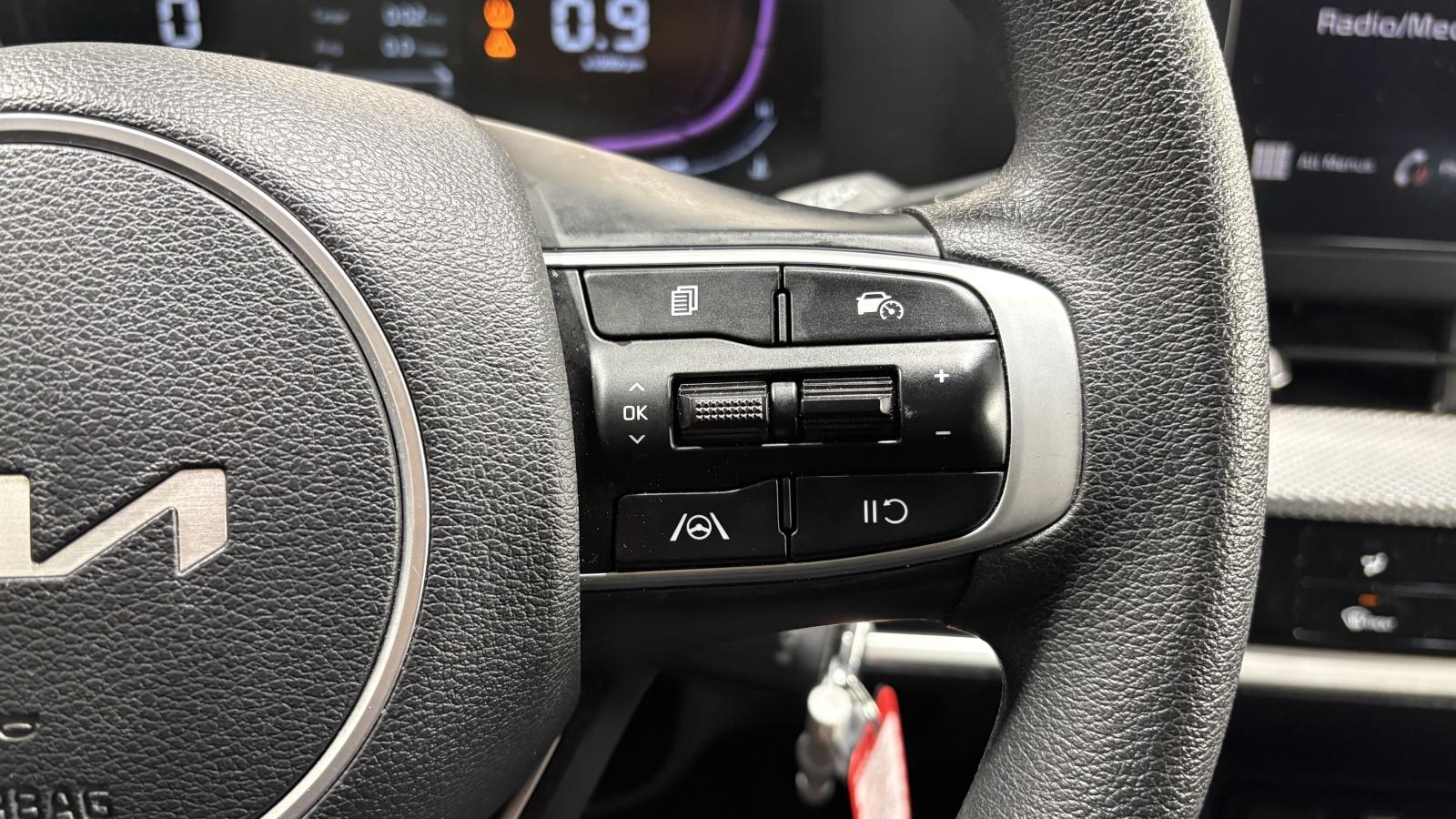 2024 Kia Sportage - Image 32