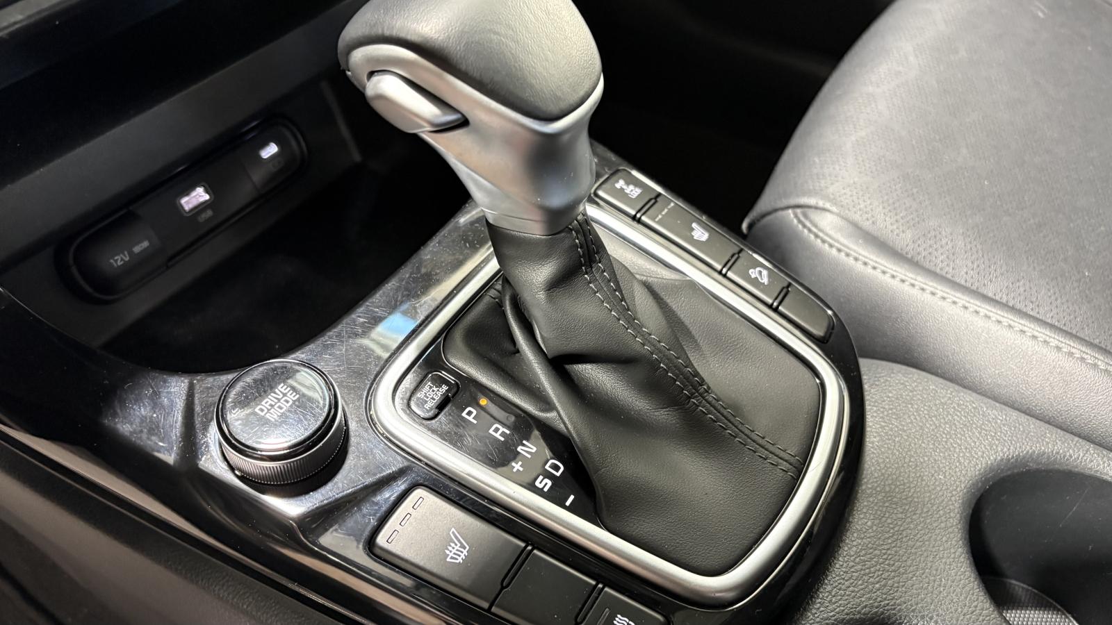 2025 Kia Seltos - Image 20