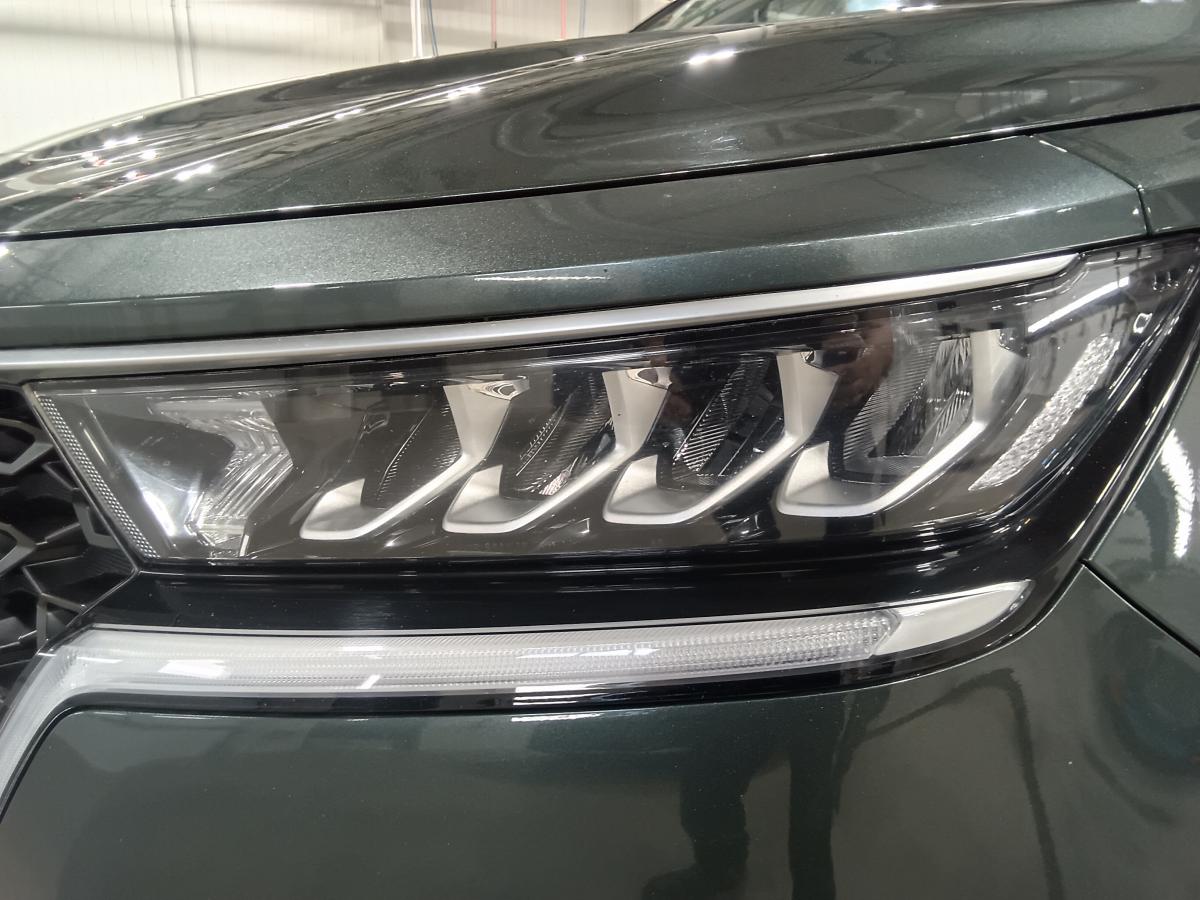 2021 Kia Sorento - Image 10