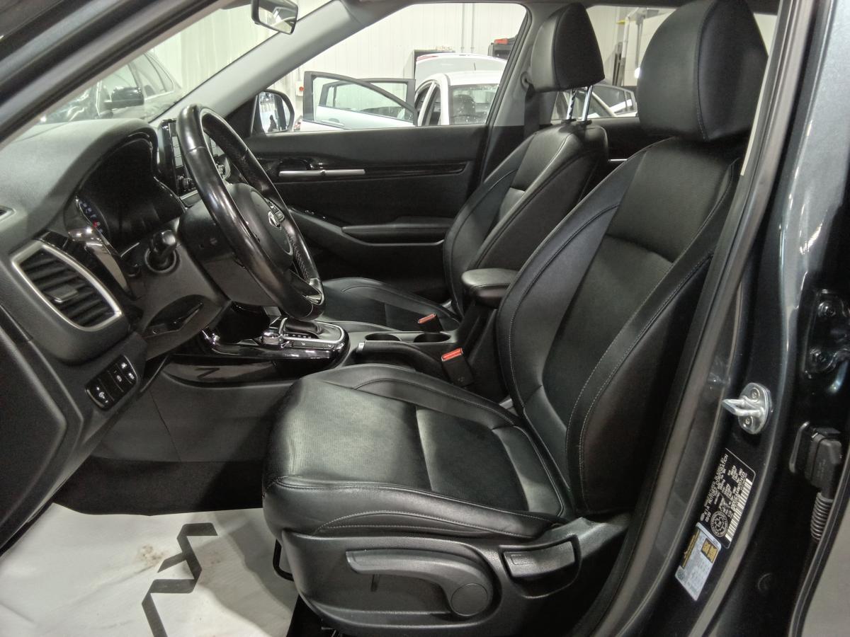 2021 Kia Seltos - Image 14