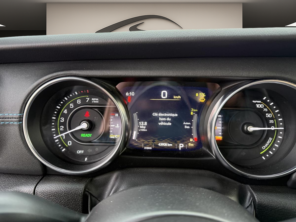 2023 Jeep Wrangler 4xe - Image 10