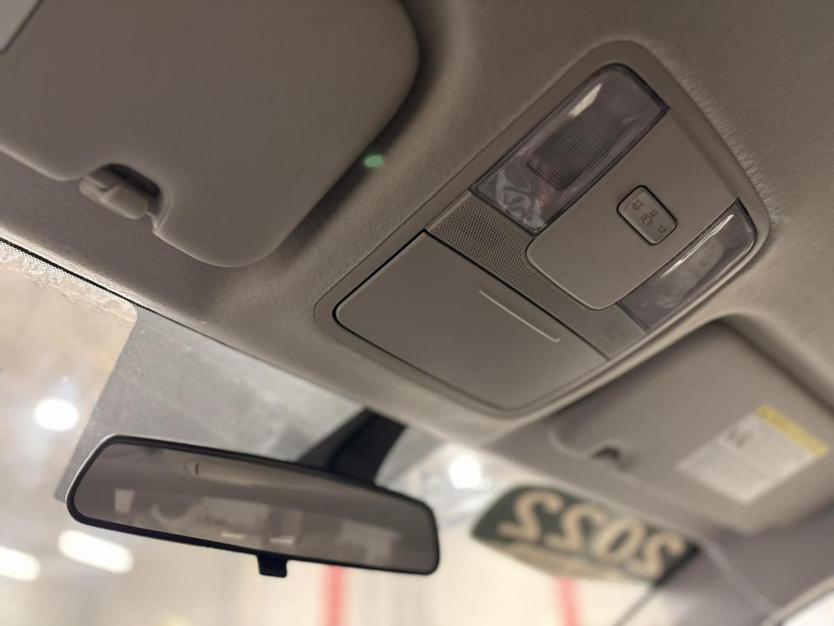 2022 Kia Forte - Image 19