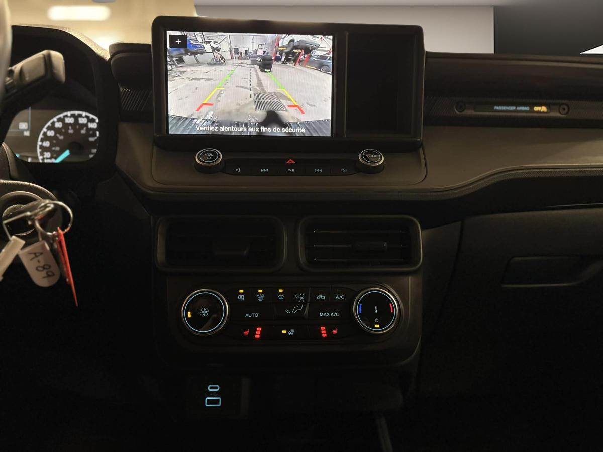 2023 Ford Maverick - Image 18