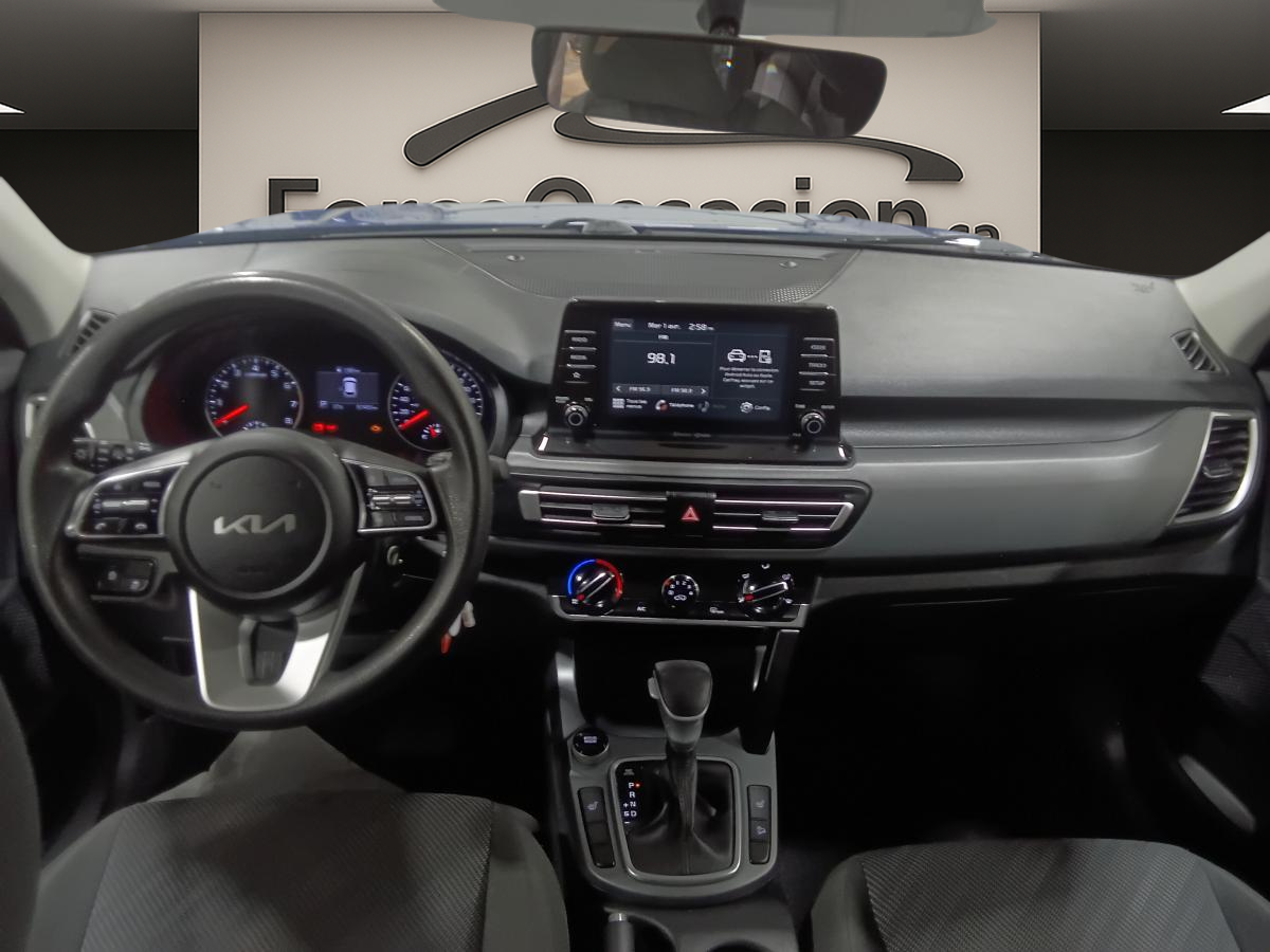 2022 Kia Seltos - Image 4