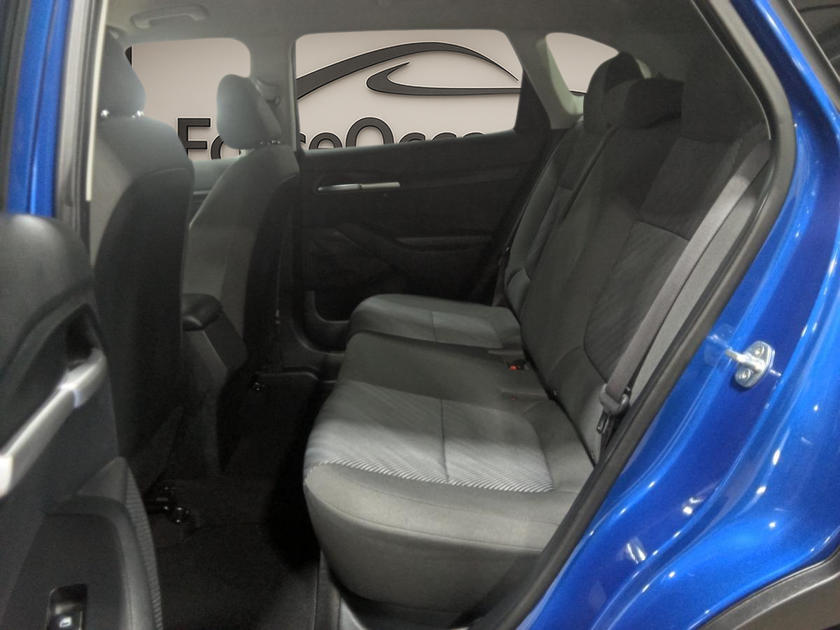 2022 Kia Seltos - Image 6