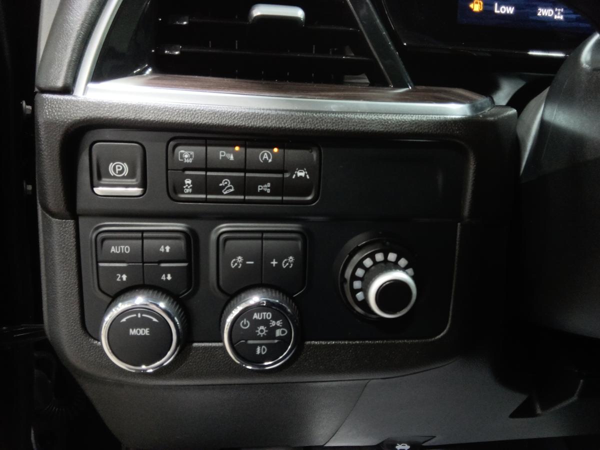 2025 Chevrolet Tahoe - Image 18