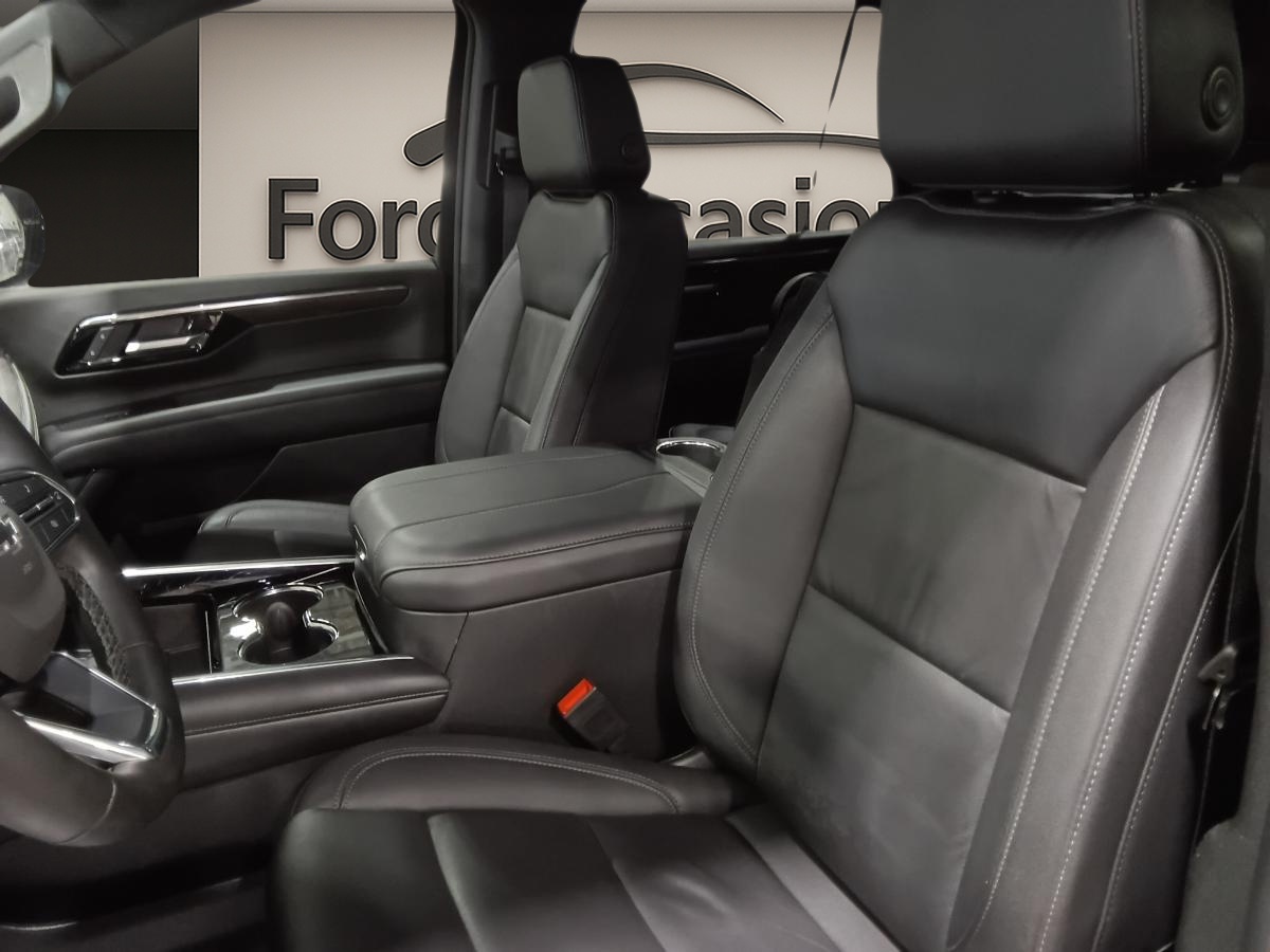 2025 Chevrolet Tahoe - Image 23