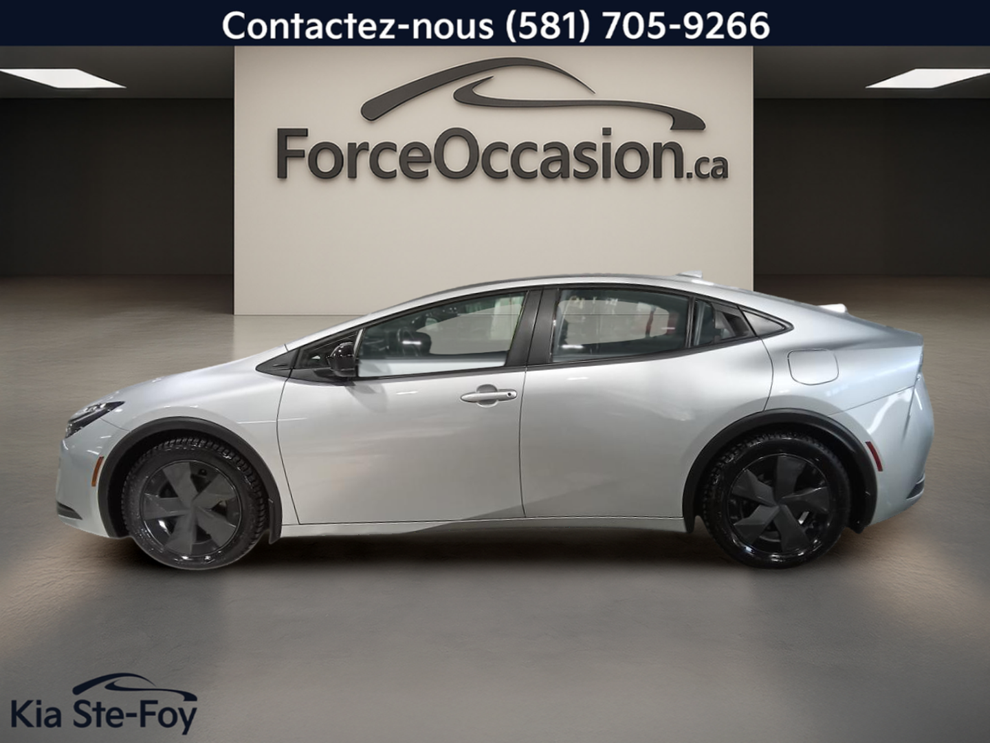 2023 Toyota Prius Prime - Image 6