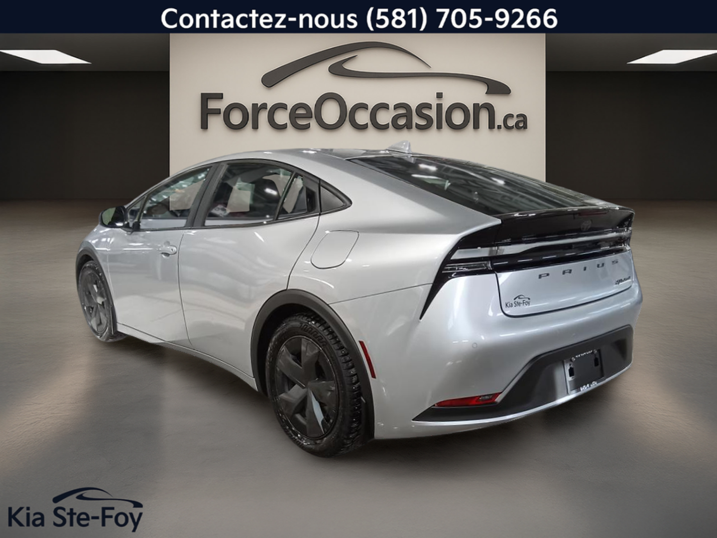 2023 Toyota Prius Prime - Image 11