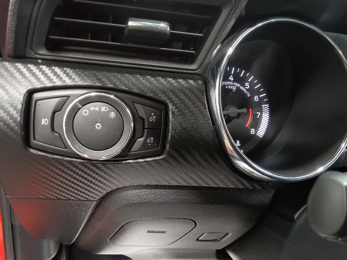 2016 Ford Mustang - Image 27