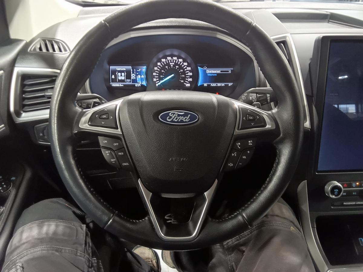 2022 Ford Edge - Image 15