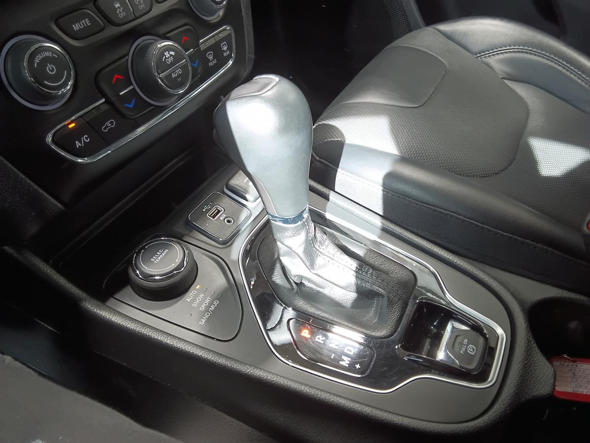 2023 Jeep Cherokee - Image 17